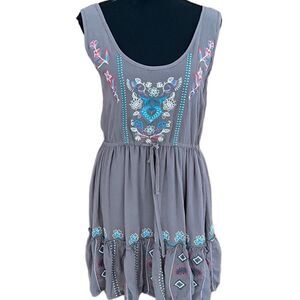 NWOT Urban Mangoz gray sleeveless drawstring waist embroidered ruffle dress sz S